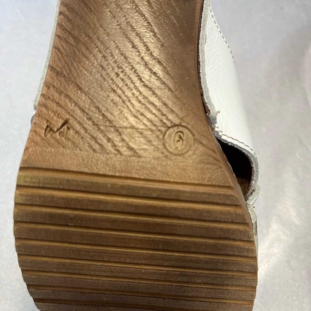 White Mountain Moon Chunky Platform Sandals Sz 9 White Criss Cross Leather Strap - Picture 9 of 10
